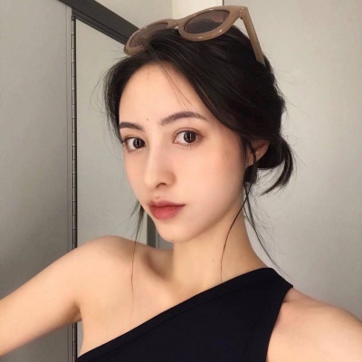 qq头像带血女生头像图片
