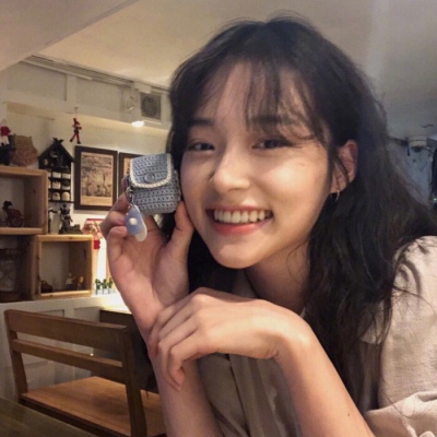 qq头像女生唯美大图图片