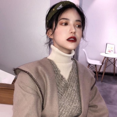 超流行的qq头像女生