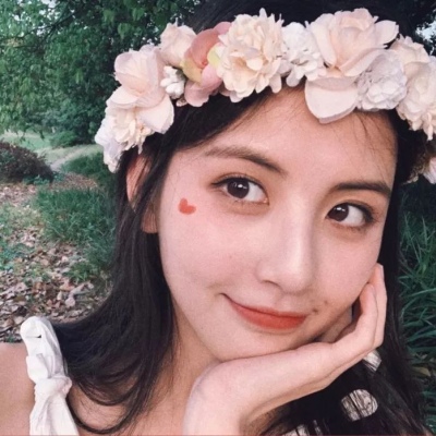 qq头像动漫女生文艺图片