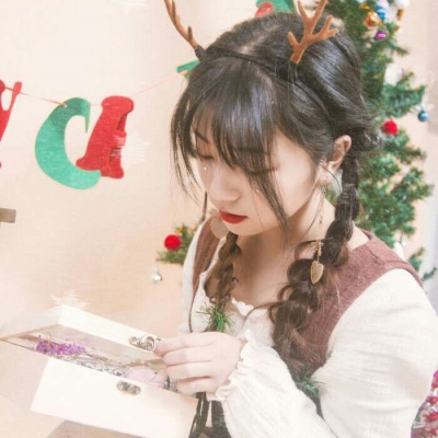 情侣头像两个女生长发图片