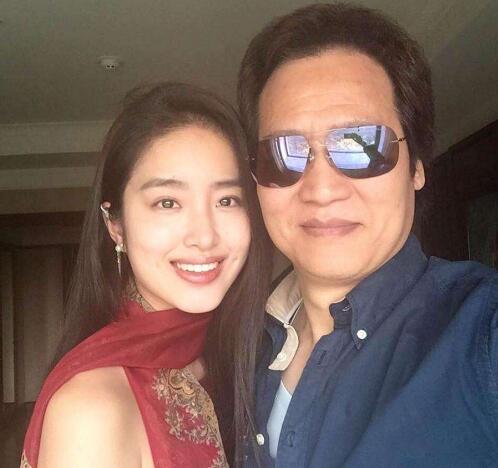 杨采钰是哪里人 杨采钰结婚了吗她的老公是谁图片