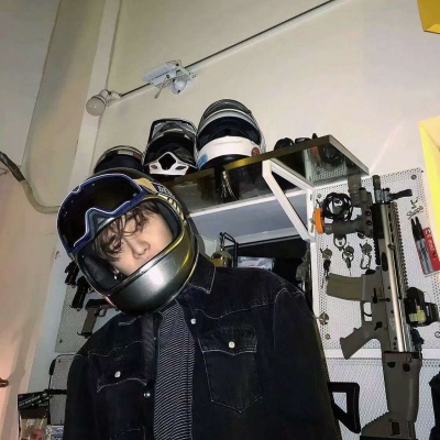 qq男生沙雕头像表情图片