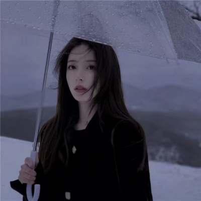 阳光活泼女生头像高清图片