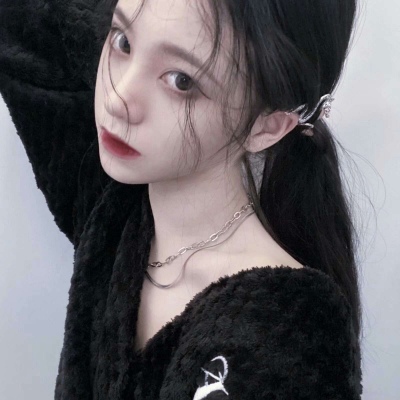 阳光活泼女生头像高清图片