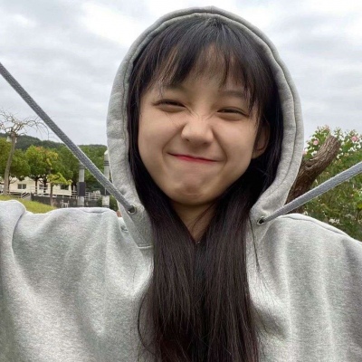 好看的二次元女生头像图片