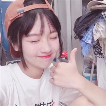唯美好看头像女清新文艺，浓妆无需为你艳抹也是这样漂亮图片