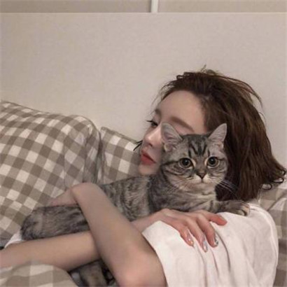 唯美好看头像女清新文艺，浓妆无需为你艳抹也是这样漂亮图片