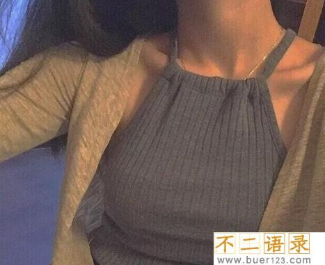 女明星被扒光图片现场一片尴尬图片