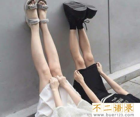 女明星被扒光图片现场一片尴尬图片