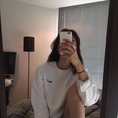 男生让女生帮他找头像图片