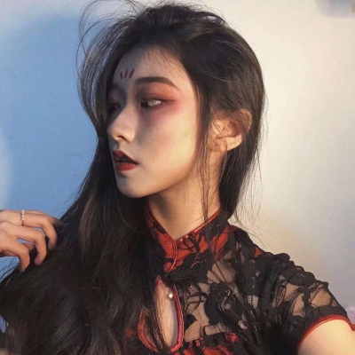 头像女生简单气质卡通图片