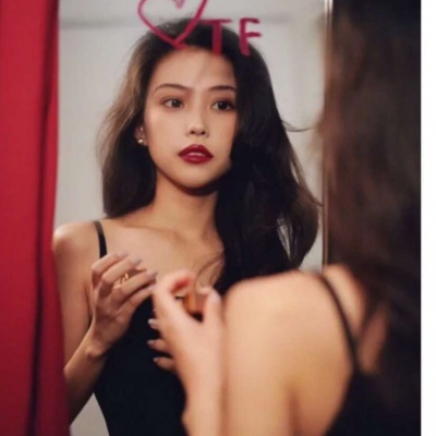头像女生简单气质卡通图片