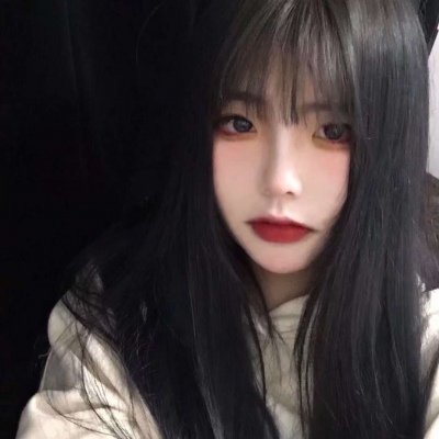 头像女生简单气质卡通图片