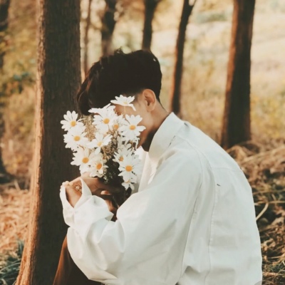 眼镜男生活头像高清图片