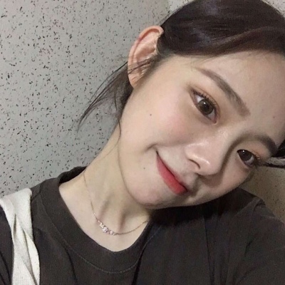 qq动漫长发女生头像图片