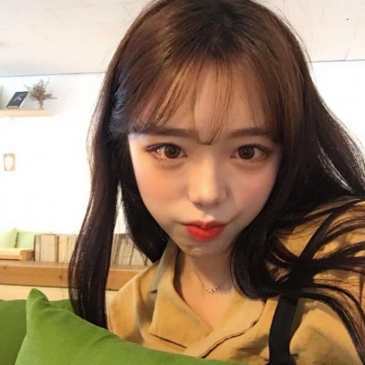 qq动漫长发女生头像图片