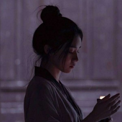 简约头像女生手绘可爱图片