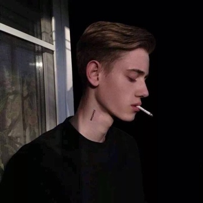 欧美男头ins风帅气大全动漫白色系头像男生头像图片