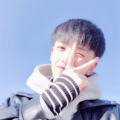 帅气黑白寂寞孤独的头像男生图片