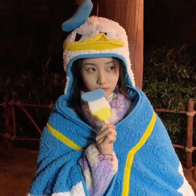 球球大作战小女生头像图片