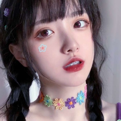 关于女生背影的qq头像图片