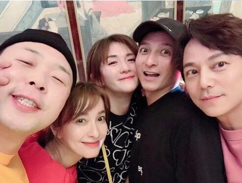 李维嘉新恋情怎么回事 43岁的李维嘉为什么还不结婚图片