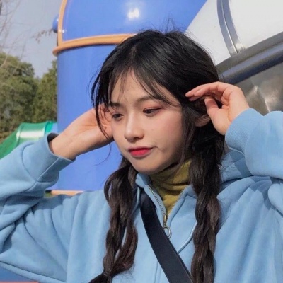 高冷伤感动漫女生头像图片