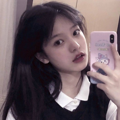 卡通比心头像女生头像图片