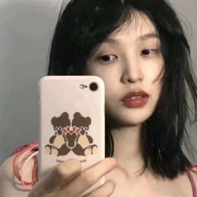 卡通比心头像女生头像图片