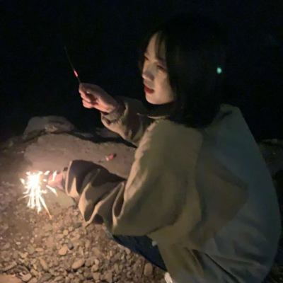 qq女生高清头像个性网图片
