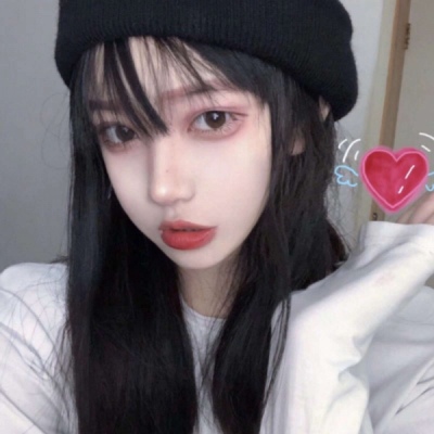 动漫图片短发女生头像图片