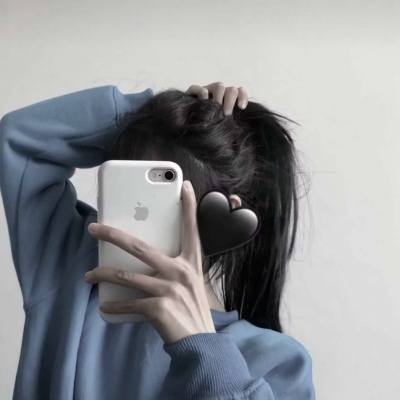 动漫图片短发女生头像图片