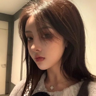 动漫图片短发女生头像图片