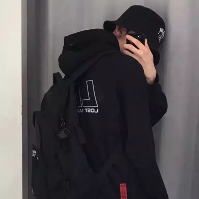 伤感帅气男生qq头像冷酷清晰图片