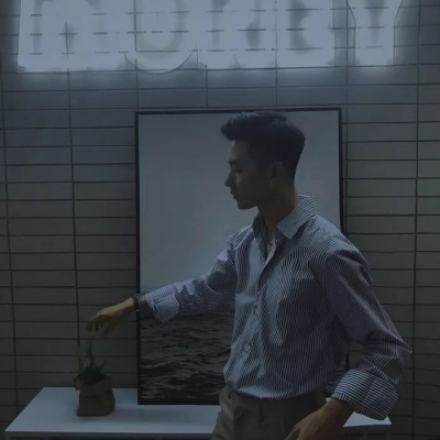 伤感帅气男生qq头像冷酷清晰图片