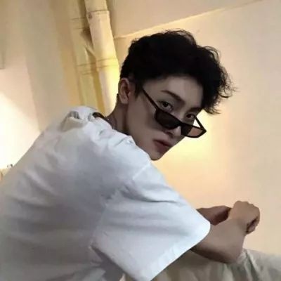 失恋孤独头像男生图片