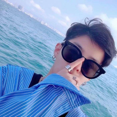 失恋孤独头像男生图片