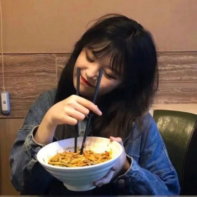 短发时尚头像女生背影图片