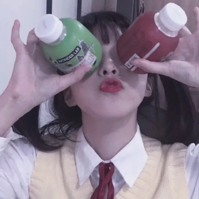 动漫个性冷酷头像女生图片
