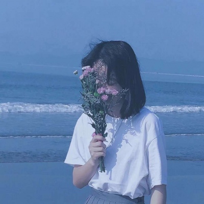 手绘唯美女生头像可爱图片