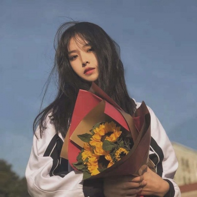 手绘唯美女生头像可爱图片