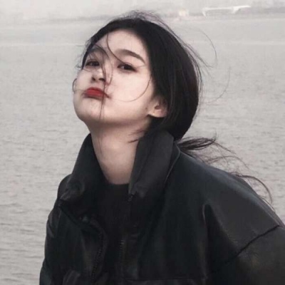 特别酷的动漫女生头像图片