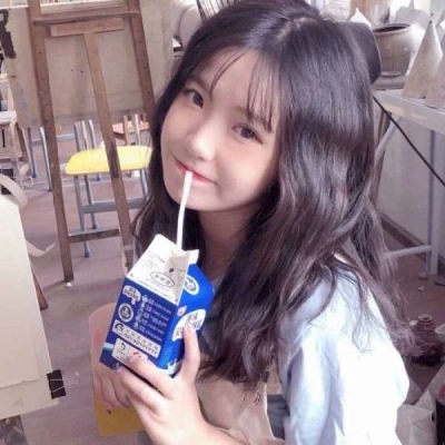 特别酷的动漫女生头像图片