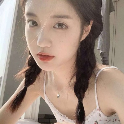 特别酷的动漫女生头像图片