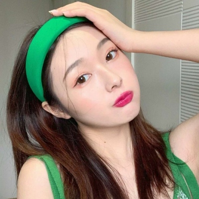 女生空气刘海长发头像图片