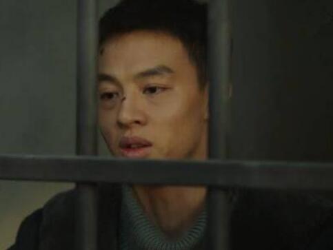 徐天发现十七是小红袄第几集 新世界十七怎么暴露的图片