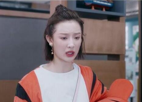 安家朱闪闪是谁演的 长得好像余罪的初恋女友图片