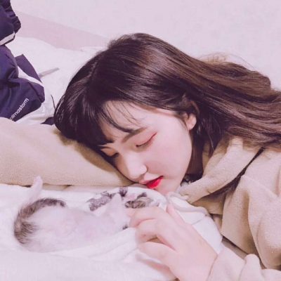 卡通头像高冷伤感女生图片