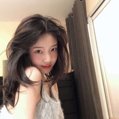 卡通头像高冷伤感女生图片